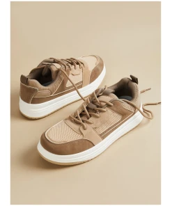 Lightweight Men’s Colorblock Sneakers for Comfort and Street Fashion