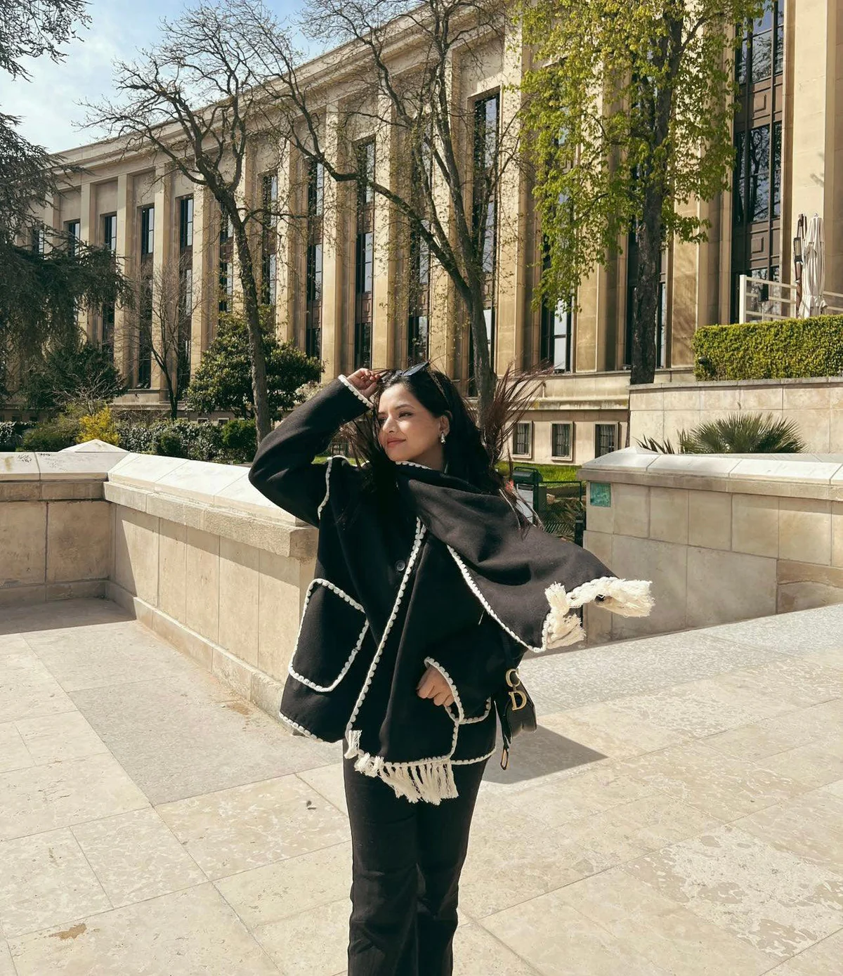 0D0136F3-0022-4A69-8F9A-33ADF61C5576