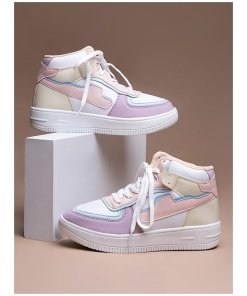 Versatile Women Sneaker Shoes Ideal for Sports Travel and Daily Wear