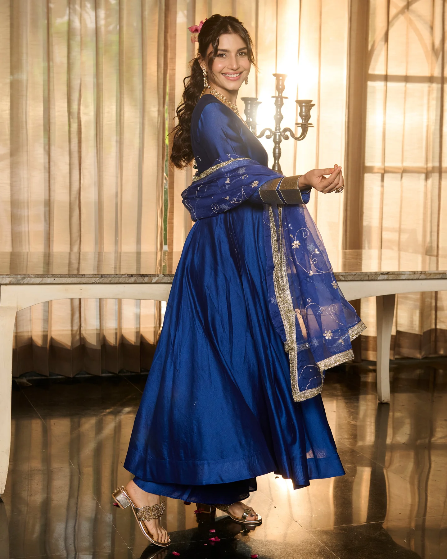 6_5267c94f-f8ae-4797-8bab-f32e6f384ee2_1800x1800