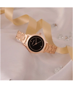 Stylish Rosegold Metallic Strap Watch Accented with a Deep Black Dial for a Bold and Refined Look